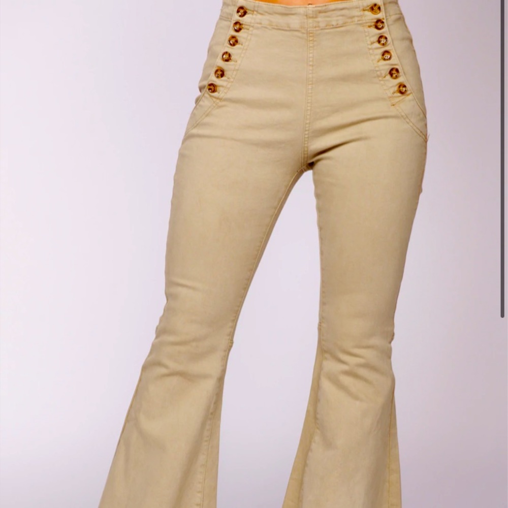 Nanamacs Always on the move flared pants